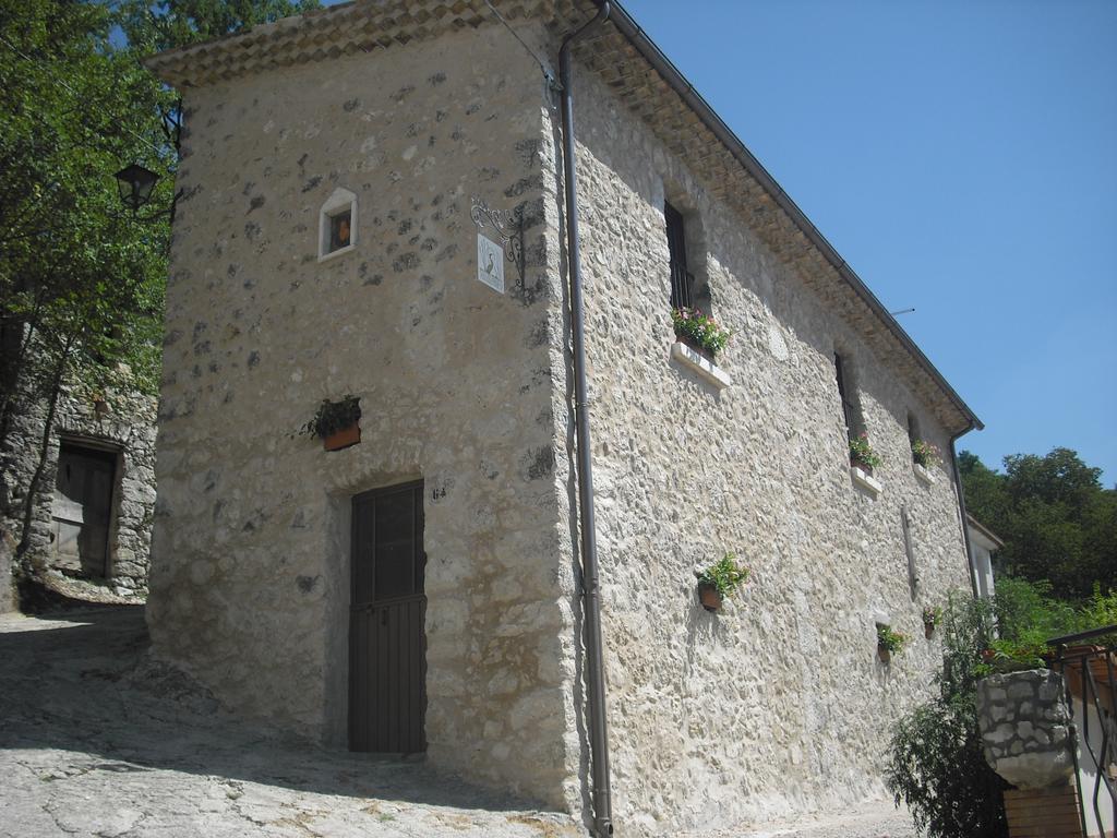 La Casa Sul Lago Posta Fibreno Extérieur photo