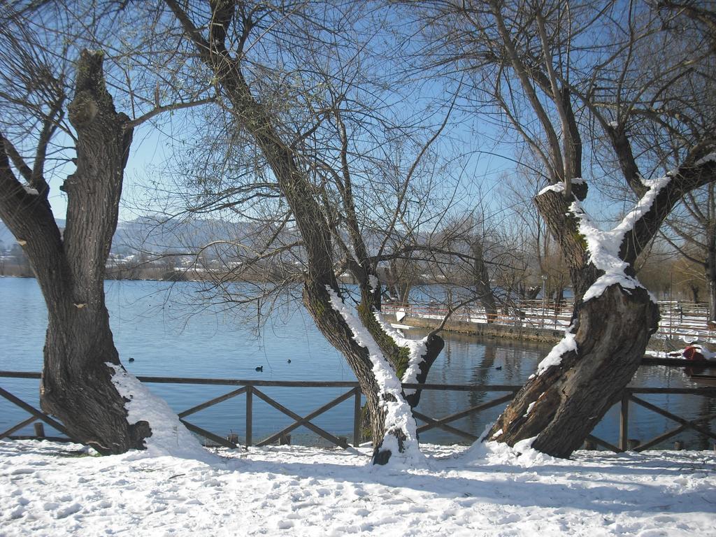 La Casa Sul Lago Posta Fibreno Extérieur photo